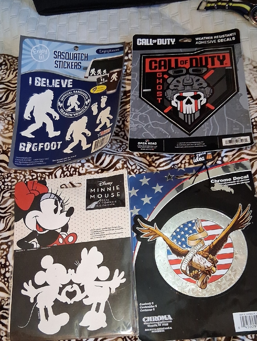 4 Decals - Picture 6 of 6